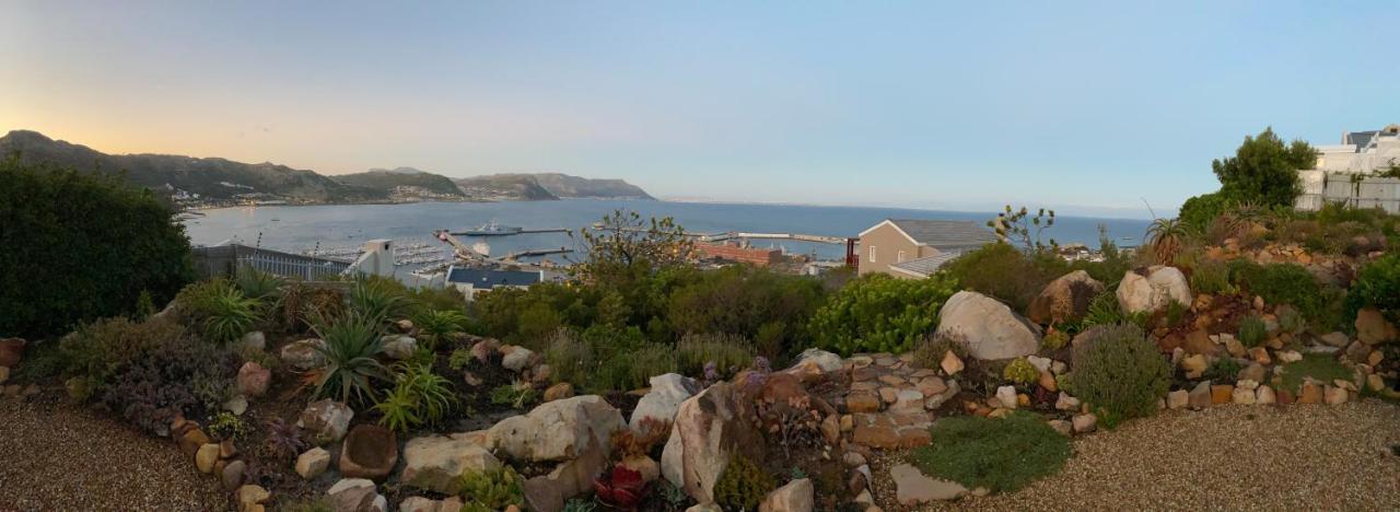 Spectacular Views Simonstown Hébergement de vacances *